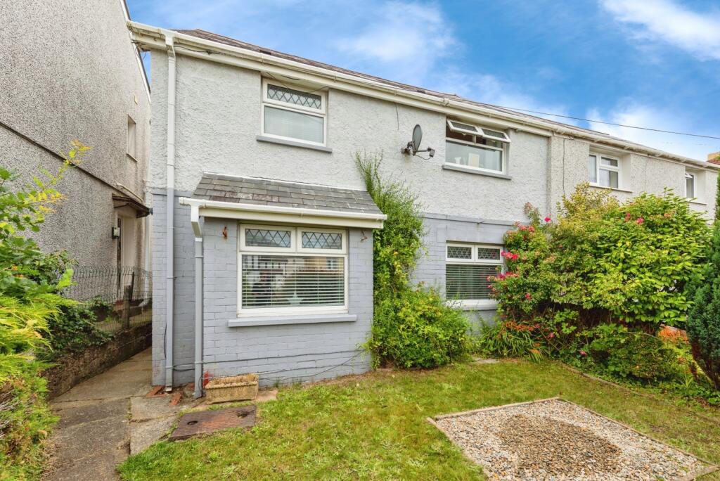 Main image of property: Fountain Hall Terrace, Carmarthen, Carmarthenshire, SA31