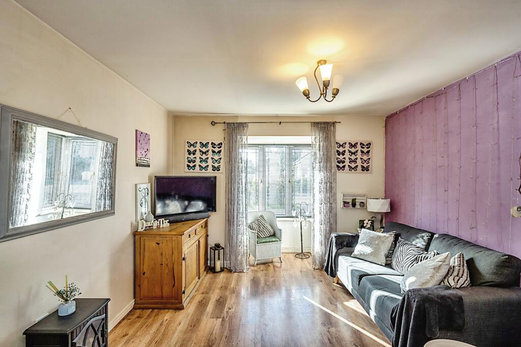 4 bedroom detached house for sale in Oak Way, Penllergaer, Swansea, SA4