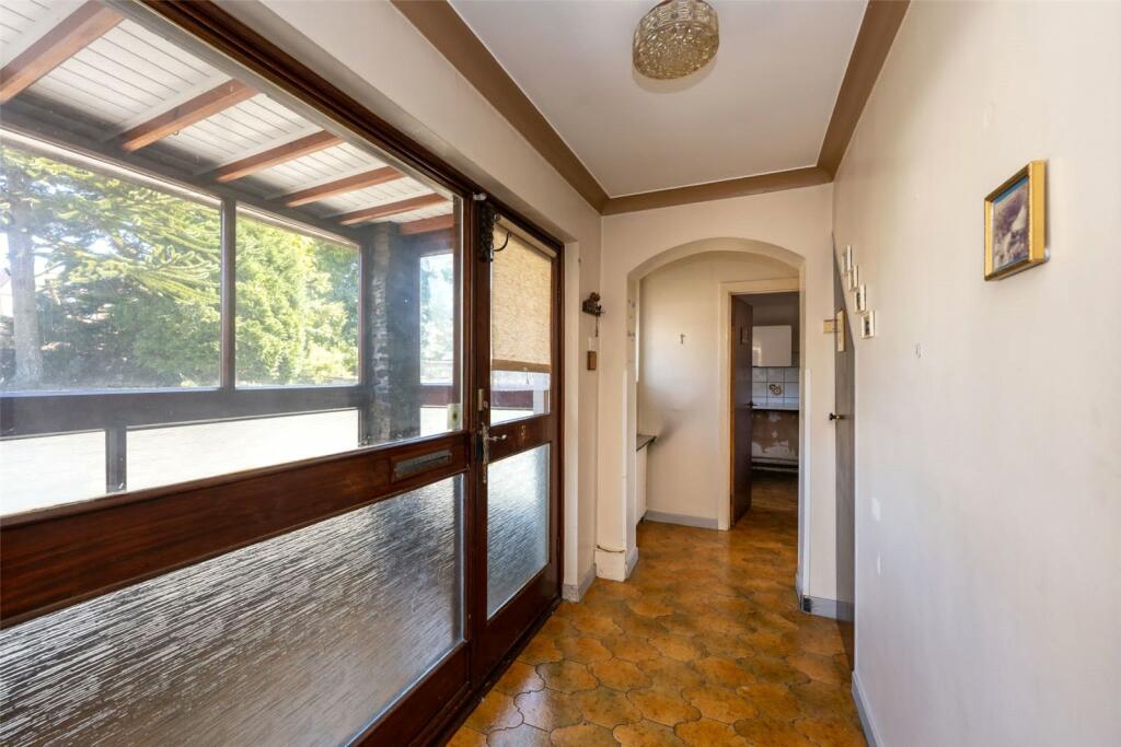 4 bedroom detached house for sale in Bryntirion Road, Pontlliw, Swansea