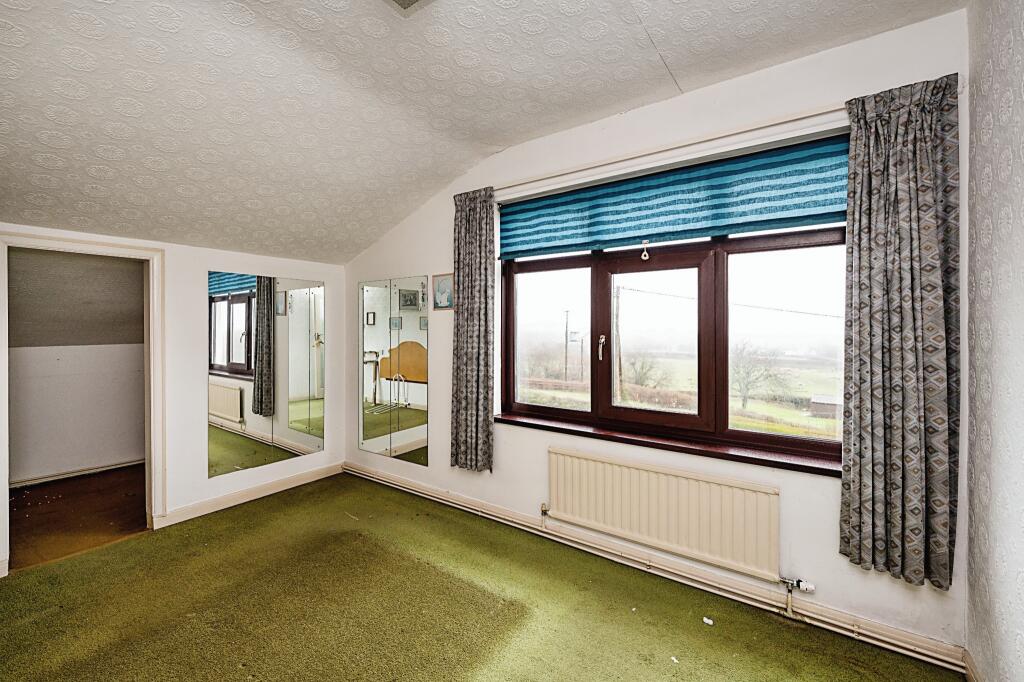 4 bedroom detached house for sale in Bryntirion Road, Pontlliw, Swansea