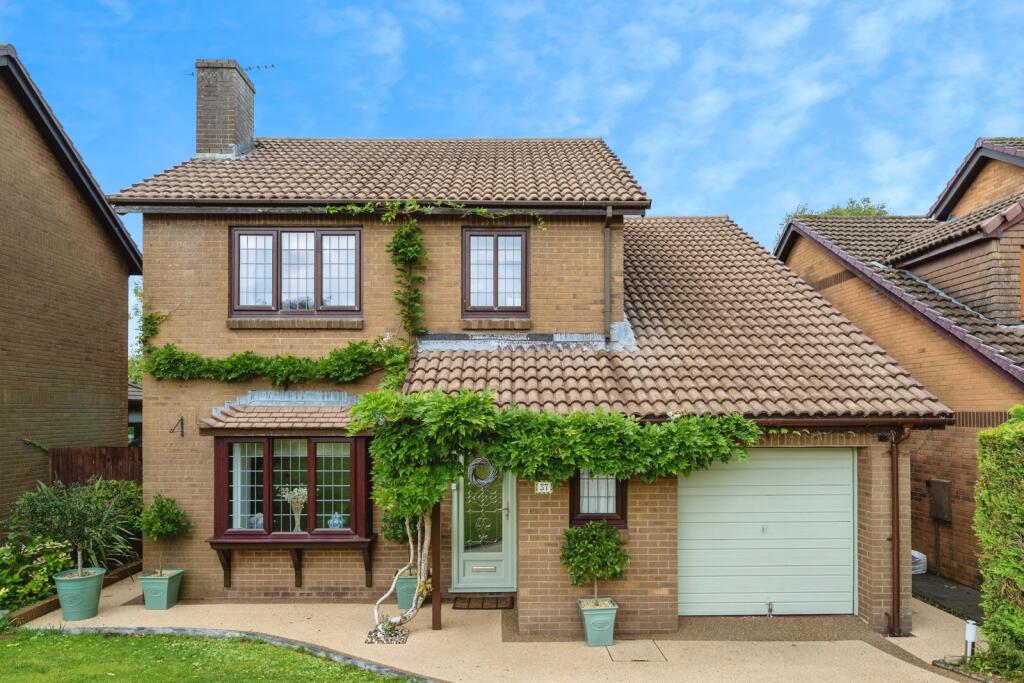 Main image of property: Llys Gwyn Faen, Gorseinon, Swansea, SA4