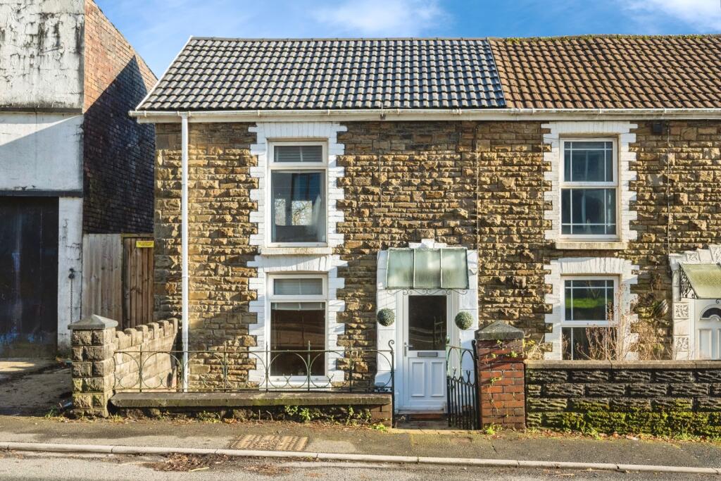 Main image of property: Fforest Road, Fforest, Pontarddulais, Swansea, SA4