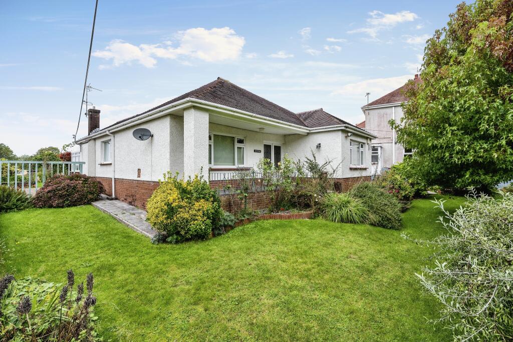 3 bedroom bungalow for sale in Bolgoed Road, Pontarddulais, Swansea, SA4