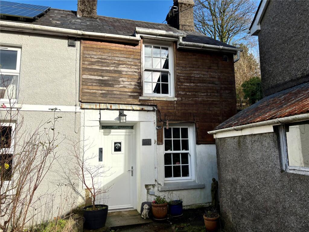 Main image of property: Cwrtnewydd, Llanybydder, Ceredigion, SA40