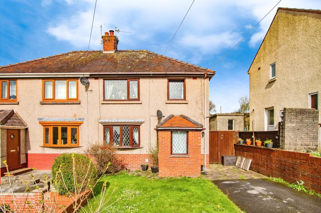 3 bedroom semidetached house for sale in Heol Elfed, Burry Port