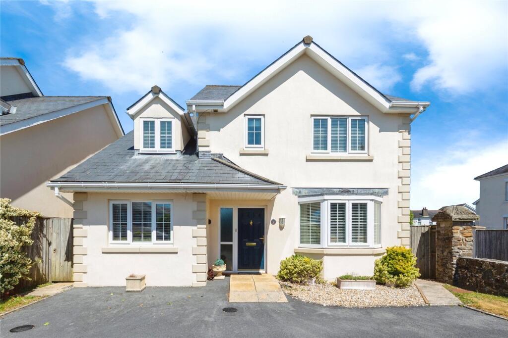 Main image of property: Clos Bronheulog, Burry Port, Carmarthenshire, SA16
