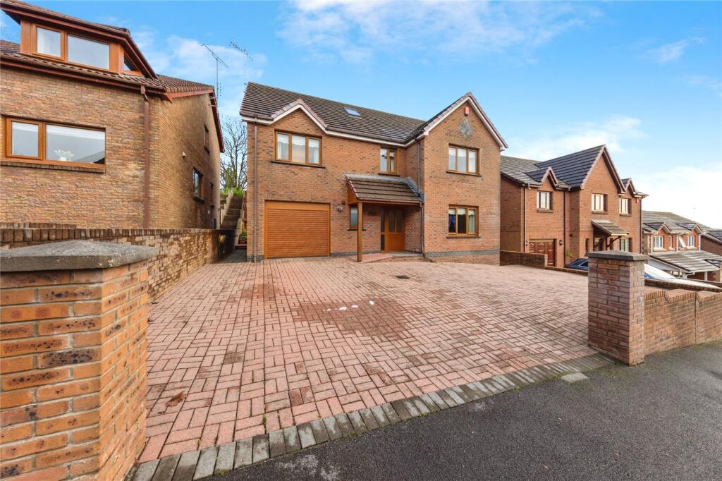 Main image of property: Cae Ffynnon, Kidwelly, Carmarthenshire, SA17