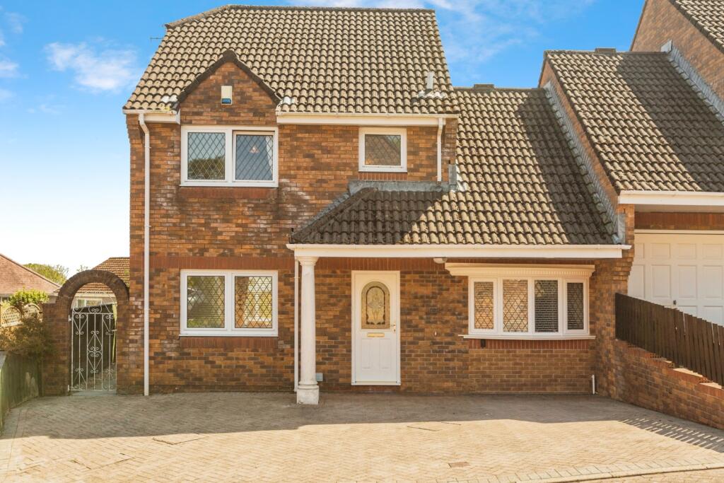 Main image of property: Whitegates, Mayals, Swansea, SA3