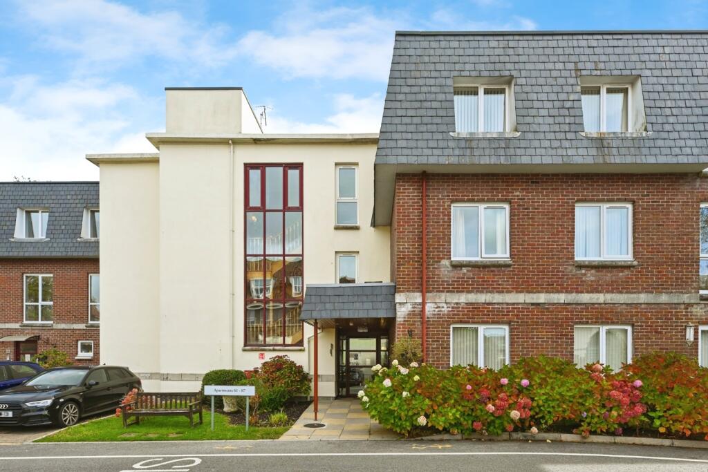 Main image of property: Clyne Common, Swansea, SA3