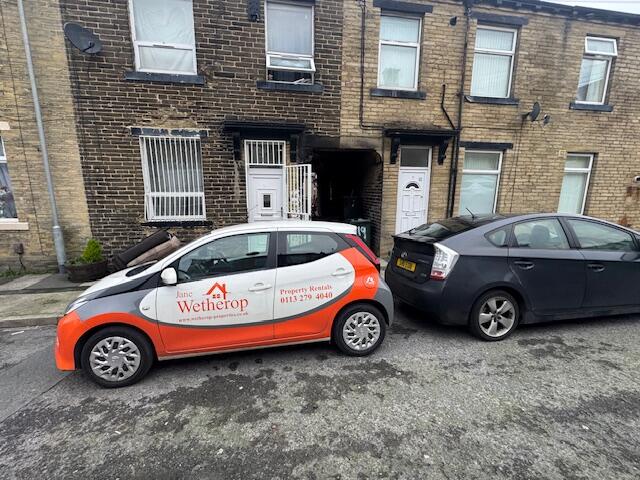 Main image of property: Vivian Place, Bradford, West Yorkshire, BD7