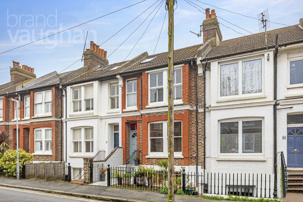 3 bedroom terraced house for sale in Rugby Place, Brighton, BN2
