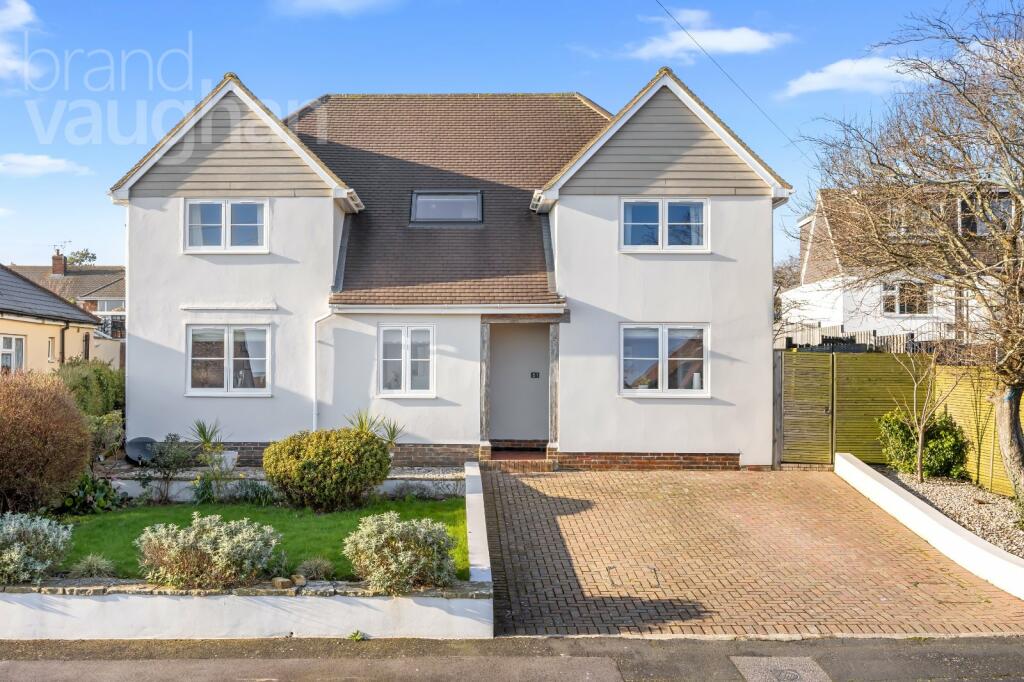 4 bedroom detached house for sale in Channel View Road, Brighton, BN2