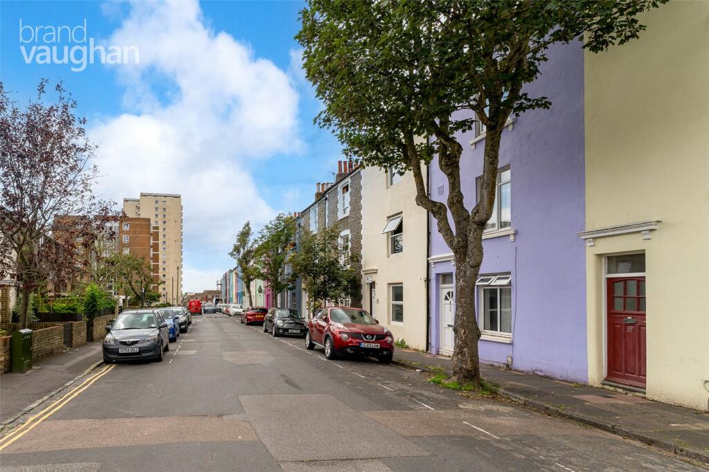 4 bedroom terraced house for sale in Park Street, Brighton, East Sussex, BN2