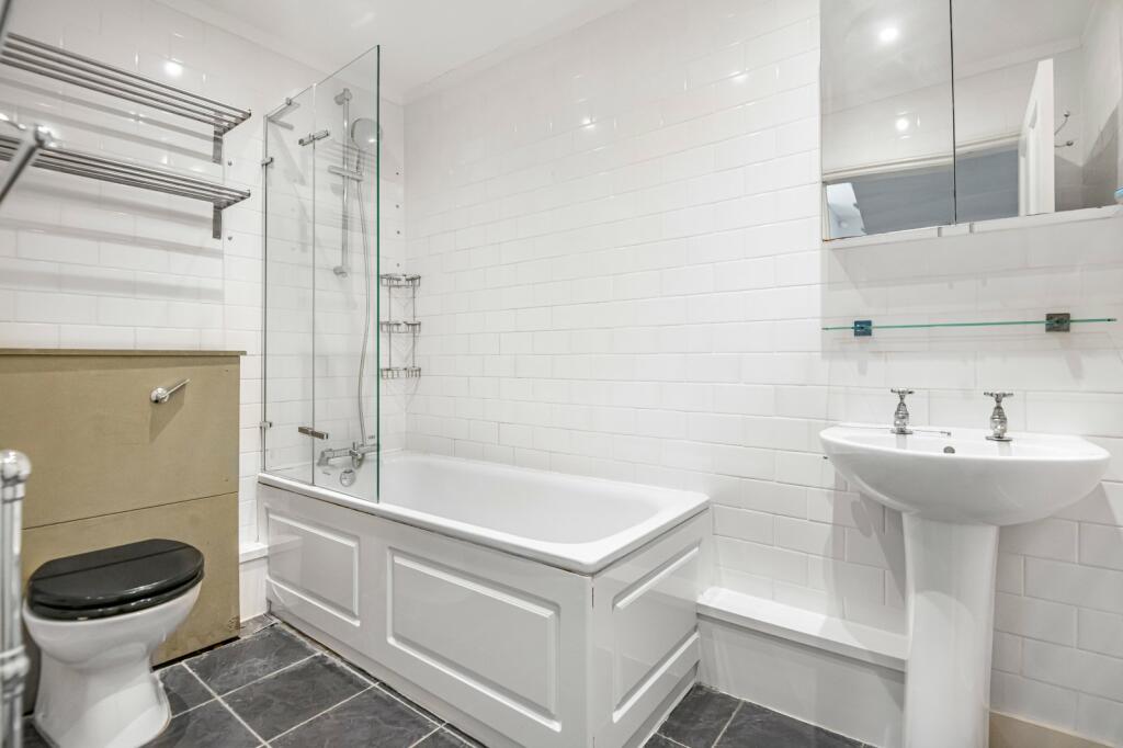 Additional property image - Sussex Square, Brighton, East Sussex, BN2