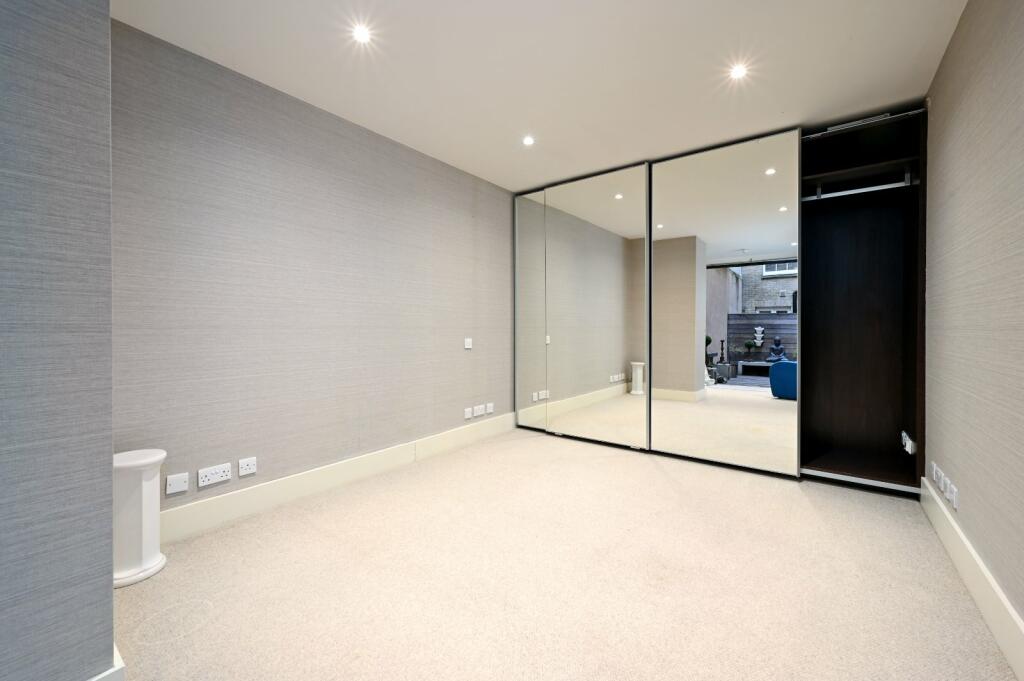 Additional property image - Sussex Square, Brighton, East Sussex, BN2