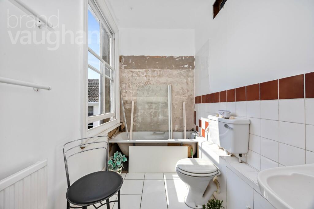 Additional property image - Meeching Road, Newhaven, East Sussex, BN9