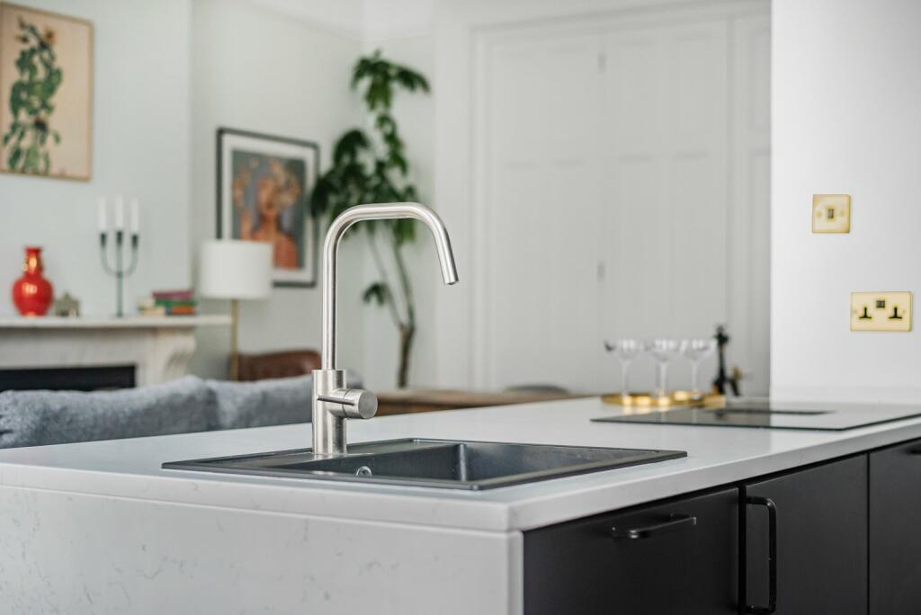 Additional property image - Chesham Place, Brighton, East Sussex, BN2