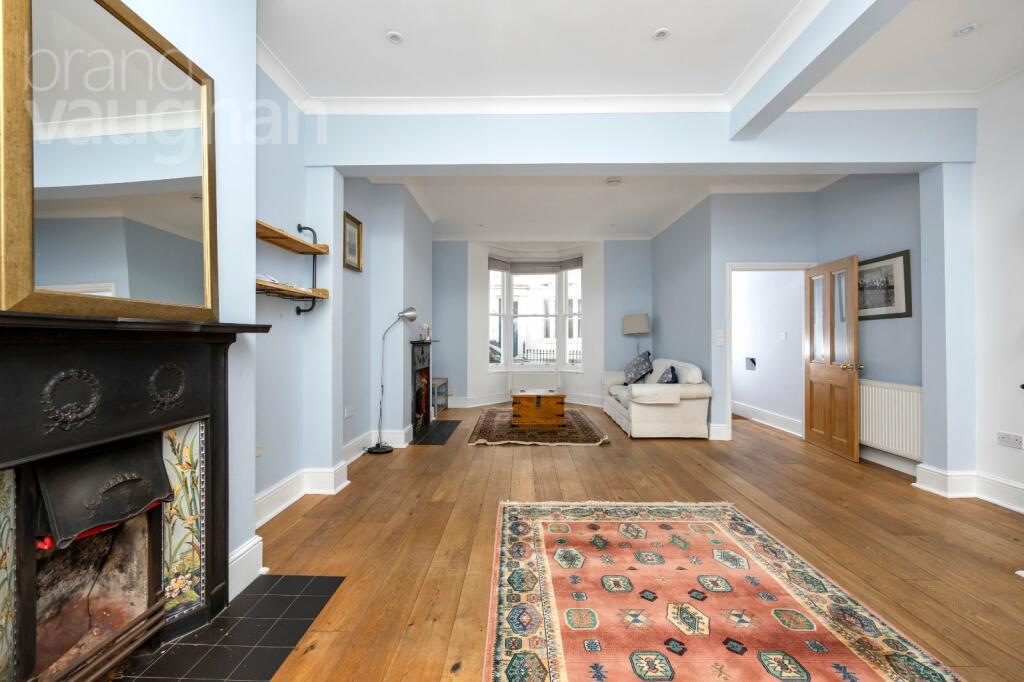 Additional property image - Great College Street, Brighton, East Sussex, BN2