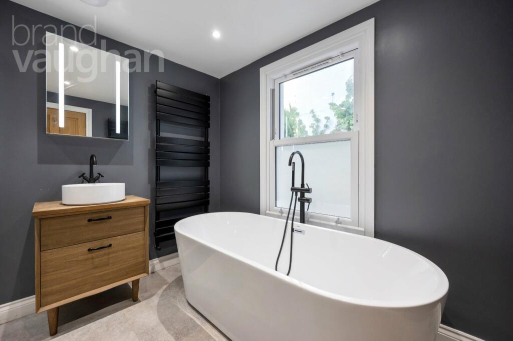 Additional property image - Great College Street, Brighton, East Sussex, BN2