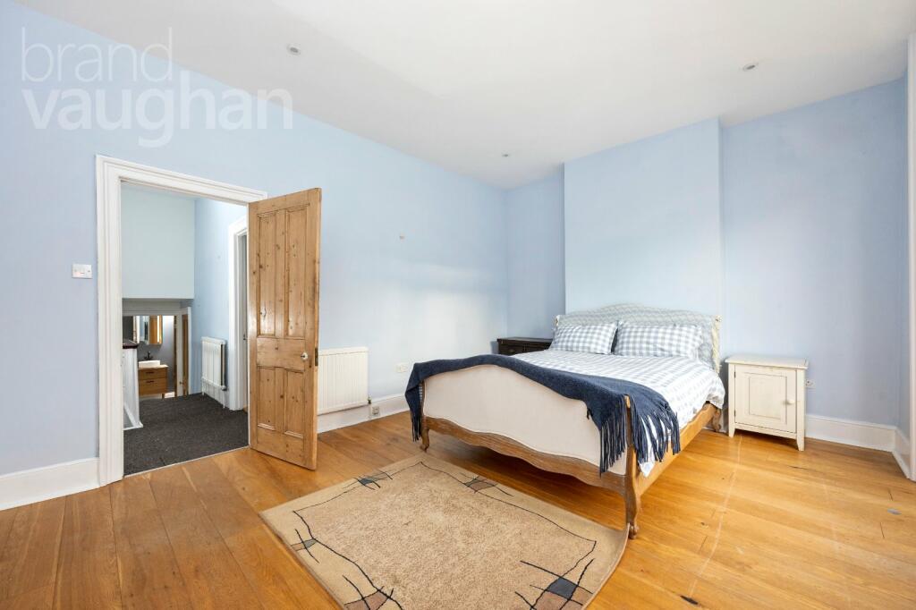 Additional property image - Great College Street, Brighton, East Sussex, BN2
