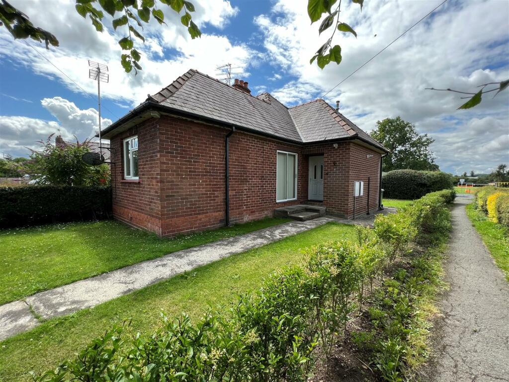 1 bedroom bungalow for sale in Beech Grove, Ellesmere, SY12