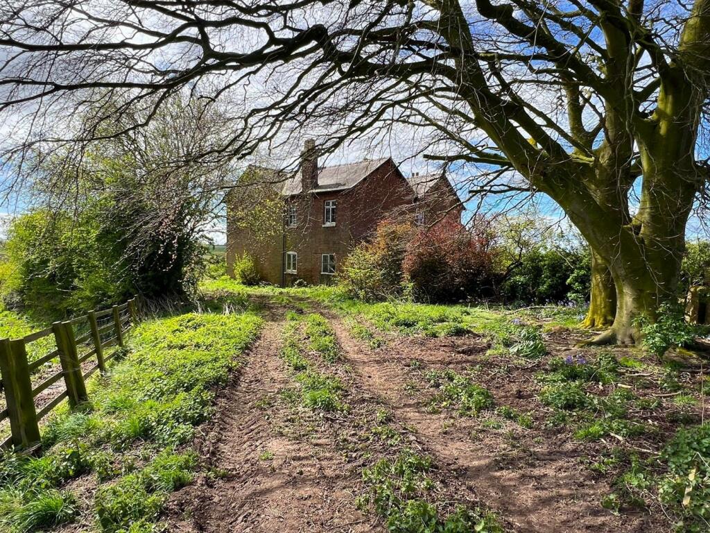6 bedroom detached house for sale in Whitemere, Nr Ellesmere., SY12