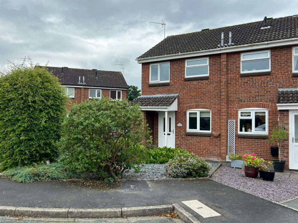 2 bedroom semidetached house for sale in Fir Tree Close, Ellesmere., SY12