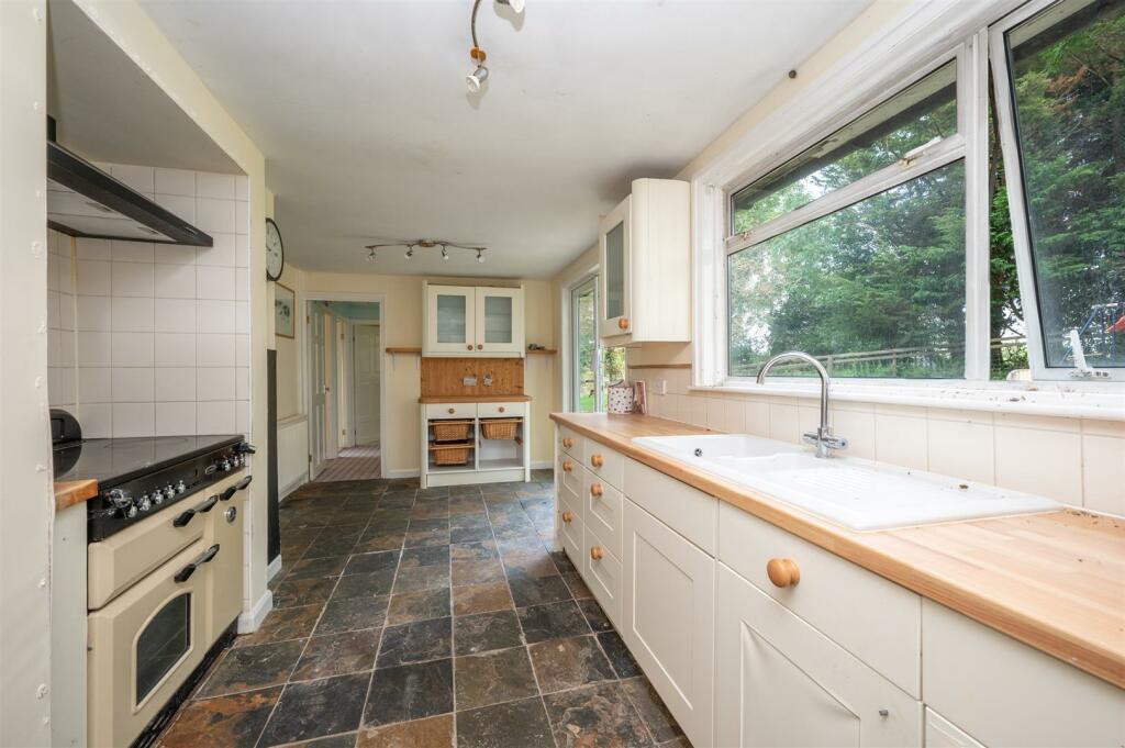Additional property image - Park Hill Farm, Idlicote Road, Halford