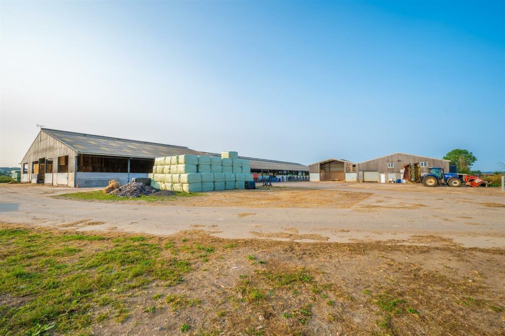 Additional property image - Park Hill Farm, Idlicote Road, Halford
