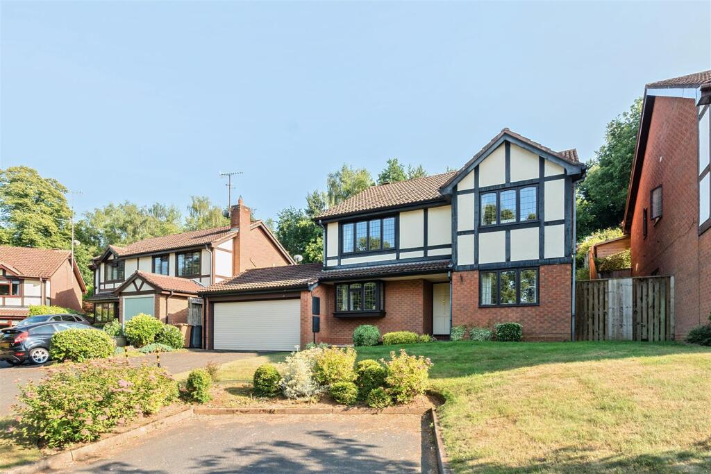 Main image of property: Kenilworth Drive, Kidderminster