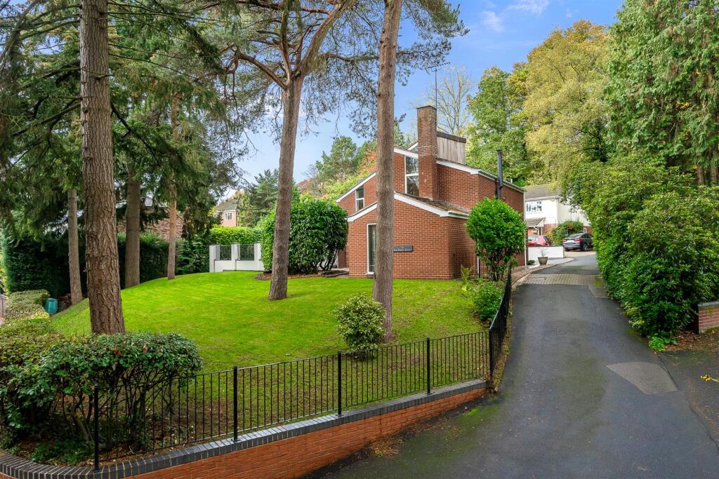 Main image of property: Barnetts Lane, Kidderminster