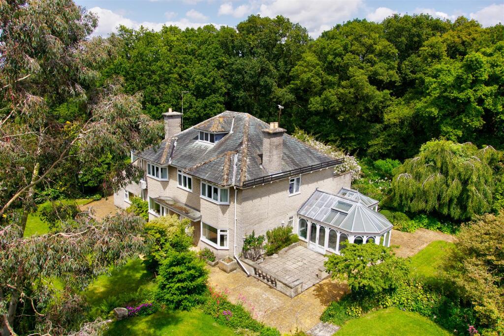 Main image of property: Crosstrees, Clive, Shrewsbury, SY4 5PU