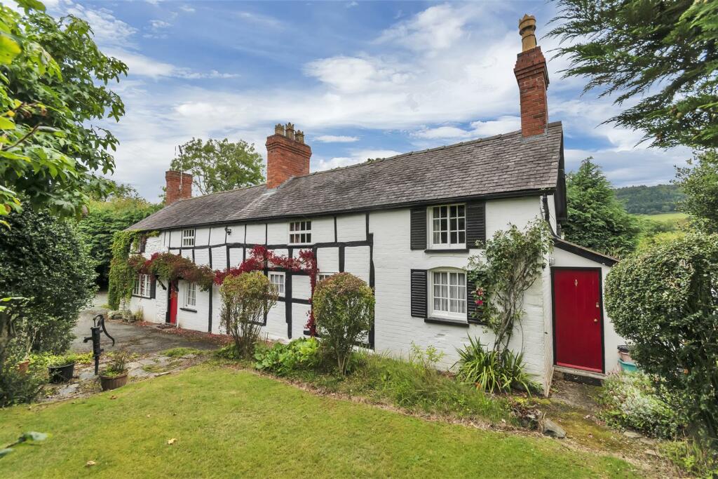 3 bedroom cottage for sale in Llanfechain, SY22