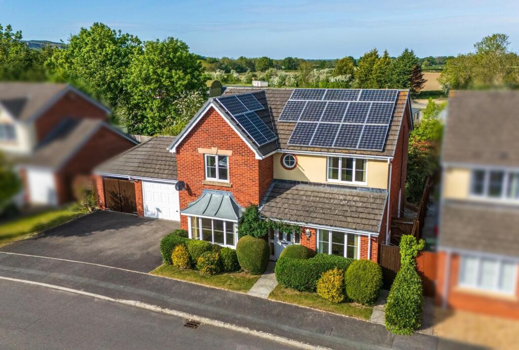 Main image of property: Parc Hafod, Four Crosses, Llanymynech