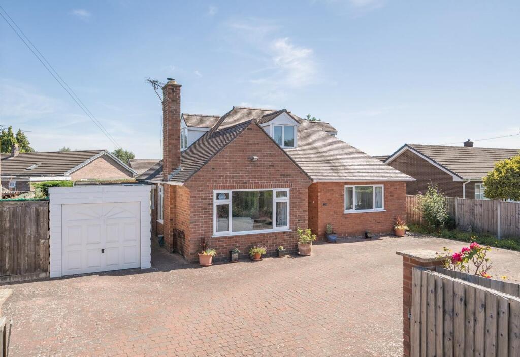Main image of property: Four Crosses, Llanymynech
