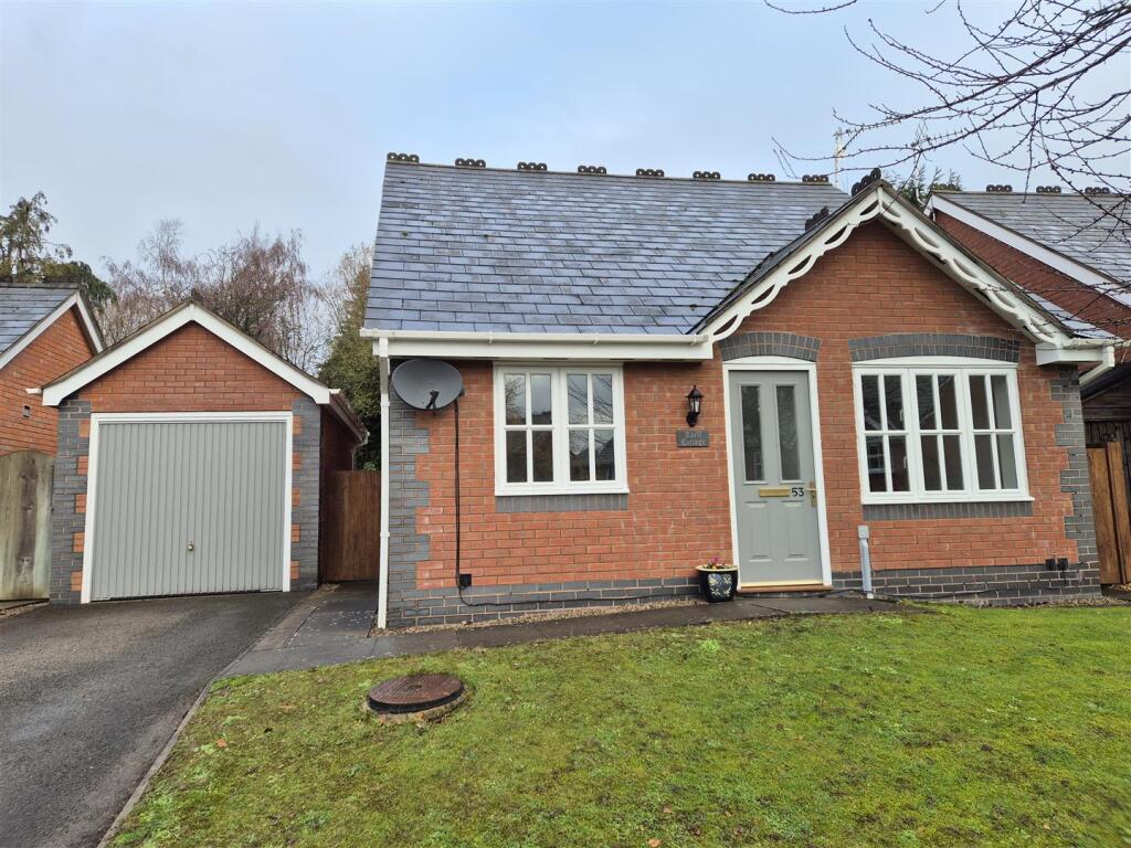 Main image of property: Llwyn Perthi, Arddleen, Llanymynech