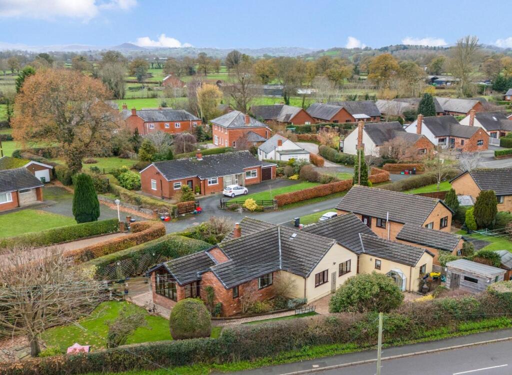Main image of property: Four Crosses, Llanymynech