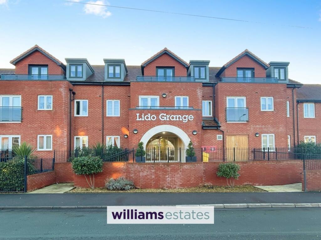 1 bedroom flat for sale in Sandy Lane, Prestatyn, LL19
