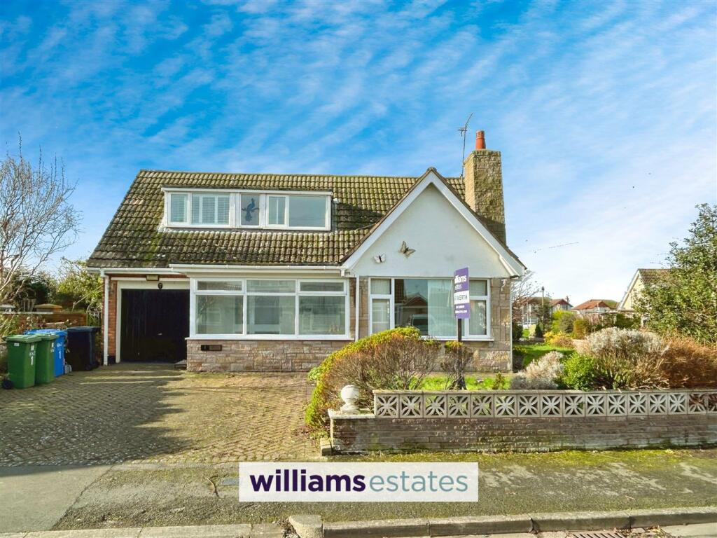 3 bedroom house for sale in Llandaff Drive, Prestatyn, LL19