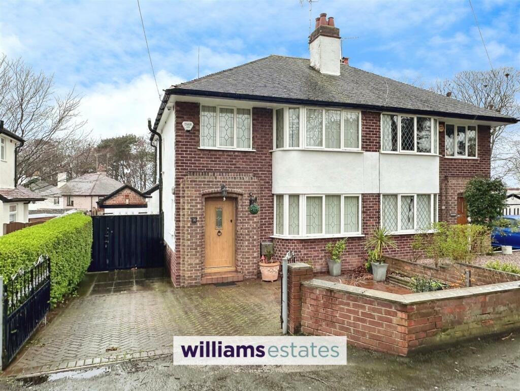 3 bedroom semidetached house for sale in Gronant Road, Prestatyn, LL19