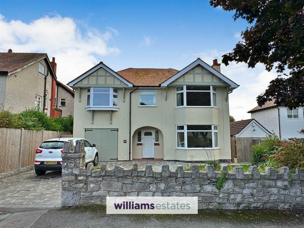 5 bedroom detached house for sale in Tudor Avenue, Prestatyn, LL19