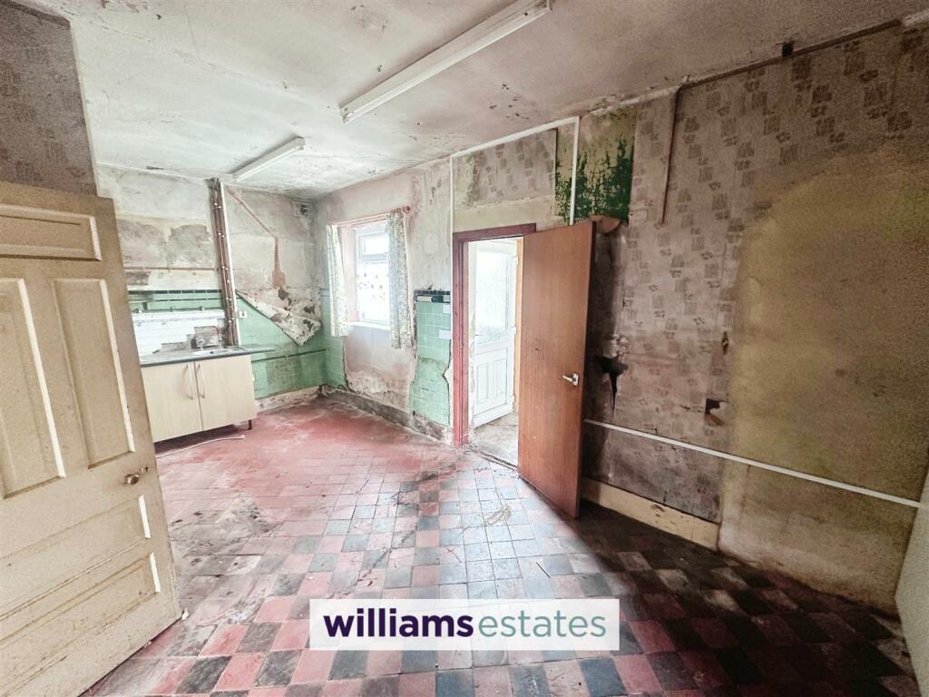 Additional property image - Llinegr Hill, Ffynnongroyw