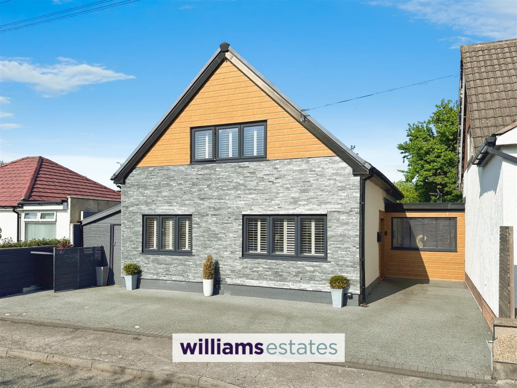 Main image of property: Ffordd Penrhwylfa, Prestatyn