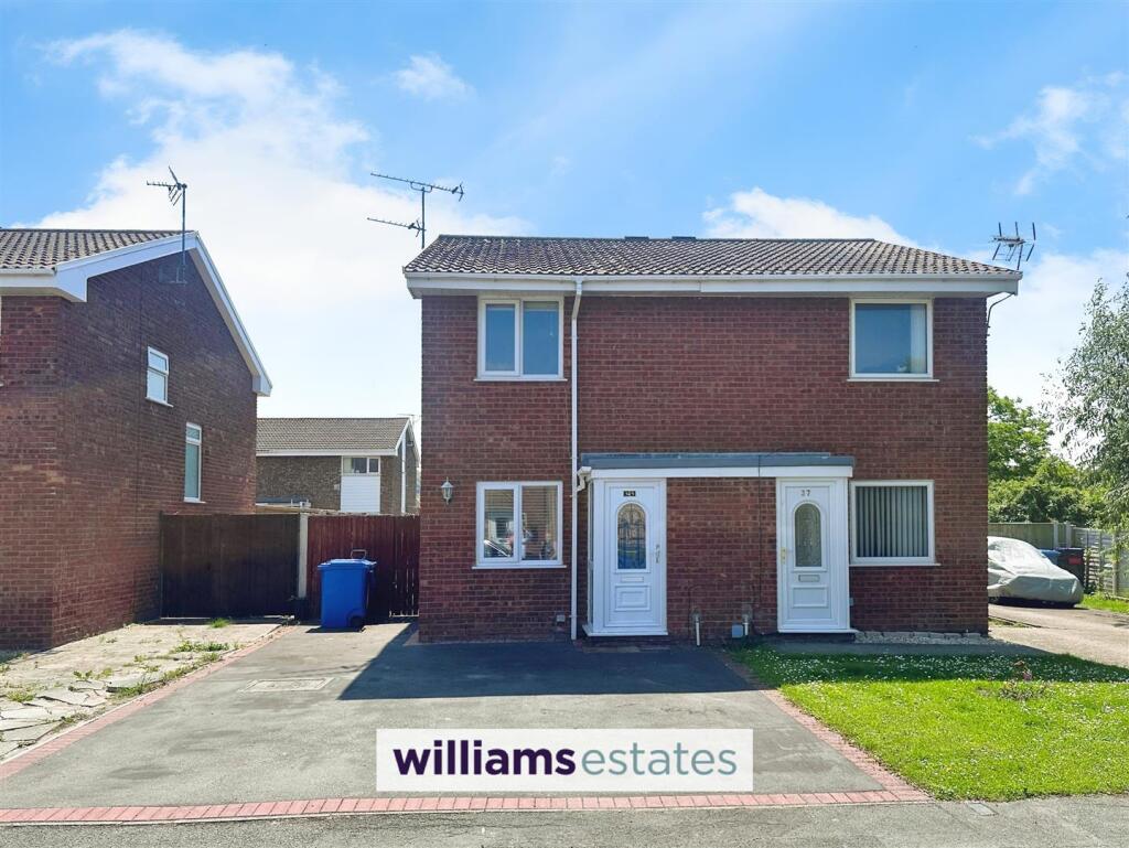 2 bedroom semi-detached house