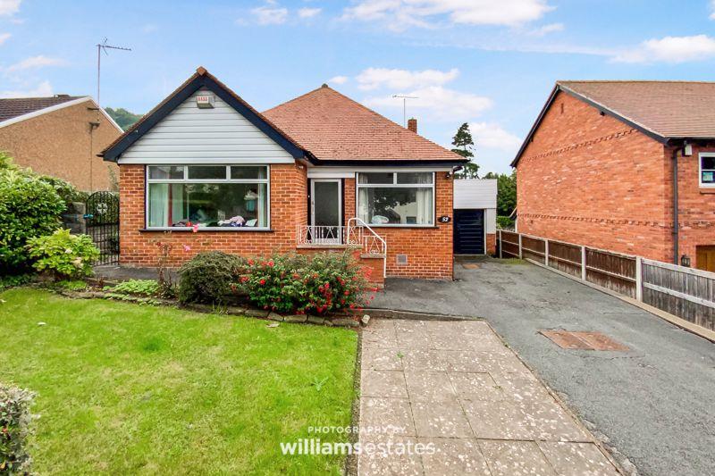 2 bedroom detached bungalow for sale in West Avenue, Prestatyn, LL19