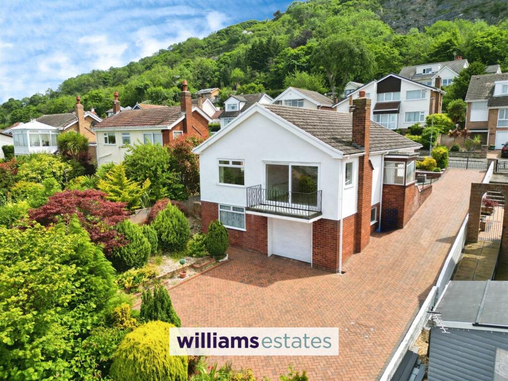 2 bedroom detached bungalow for sale in Orme View Drive, Prestatyn, LL19