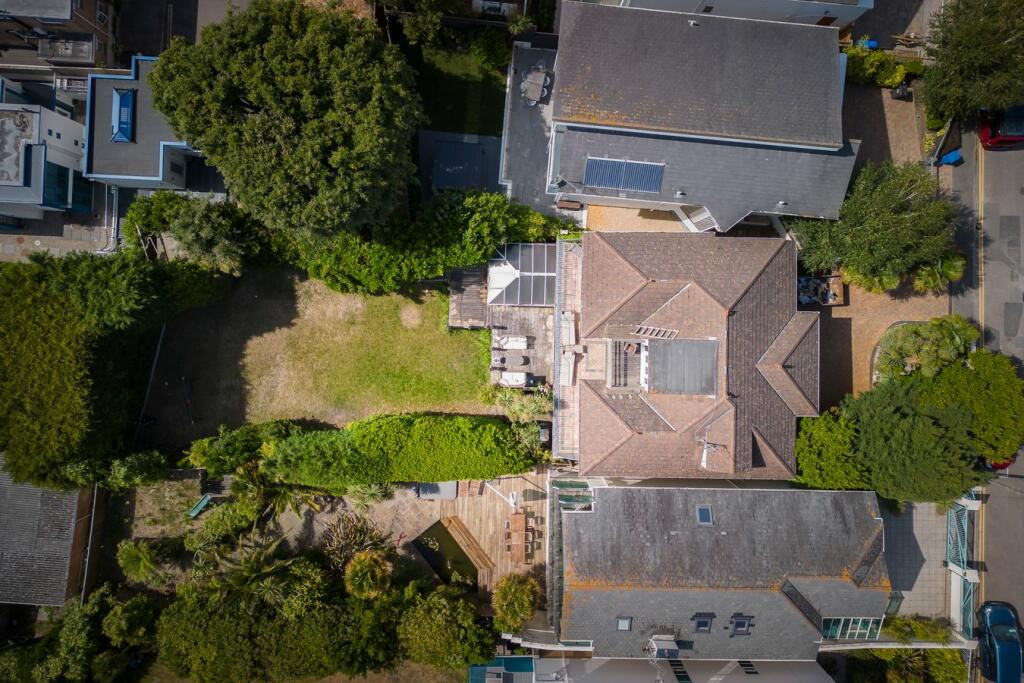 Additional property image - Chaddesley Glen, Sandbanks, BH13