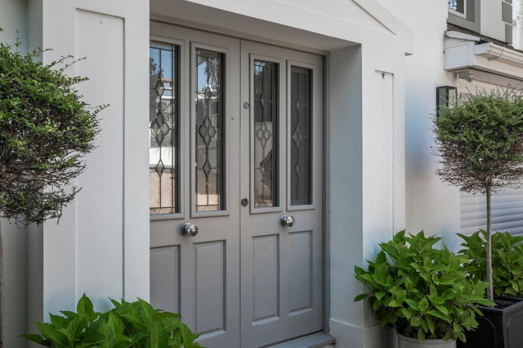 Additional property image - Chaddesley Glen, Sandbanks, BH13