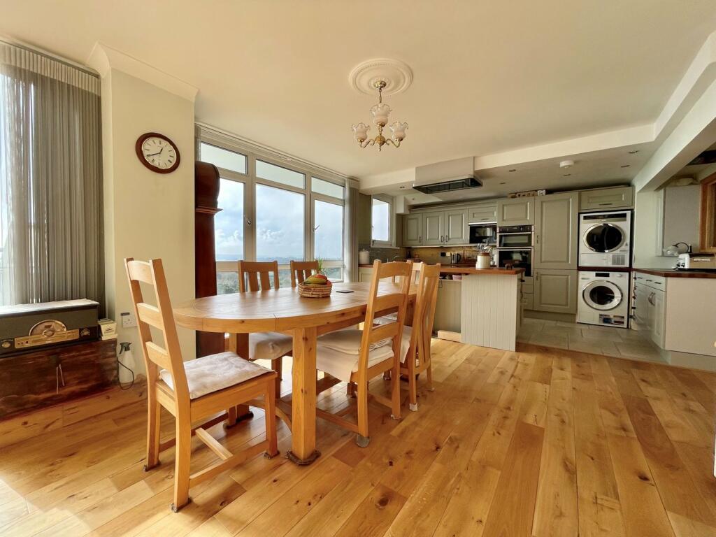 Additional property image - Admirals Walk, West Cliff Road, Bournemouth, BH2