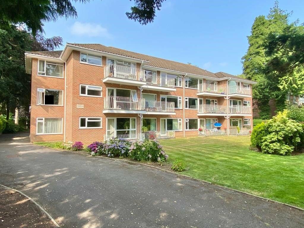 2 bedroom apartment for sale in Beau Court, 17 Portarlington Road
